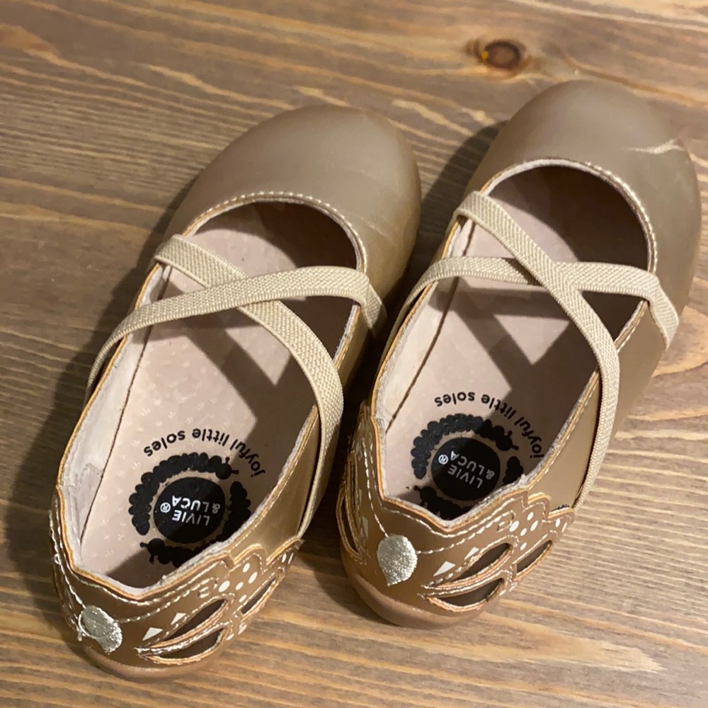 Livie & Luca Ballet Mariposa Flats w Butterfly - Like NEW